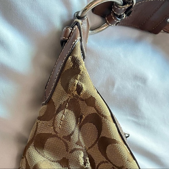 COACH MONOGRAM SIGNATURE BROWN HOBO PURSE - Picture 11 of 12